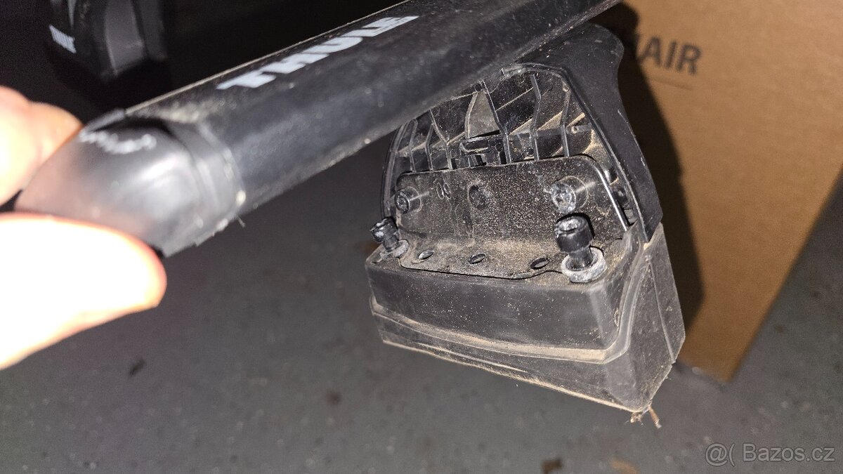 Střešní nosiče THULE pro Mercedes Benz V - 3