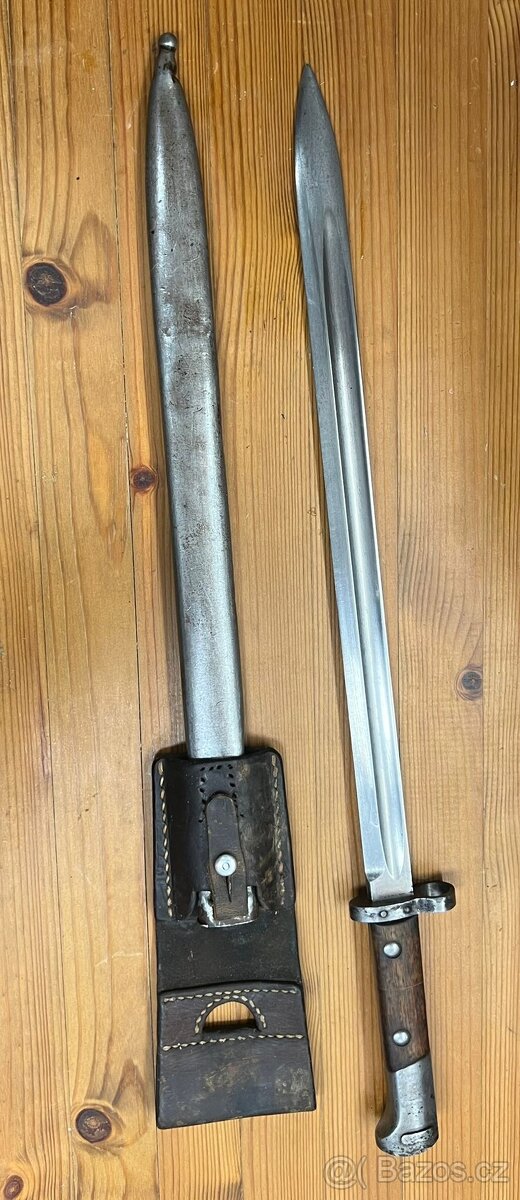 Starý bodák se závěsníkem - 3