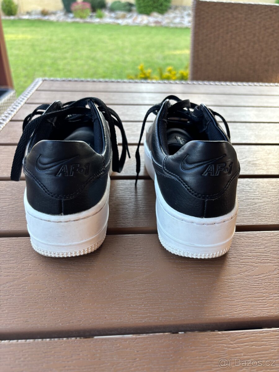 Nike Air Force 1 - 3