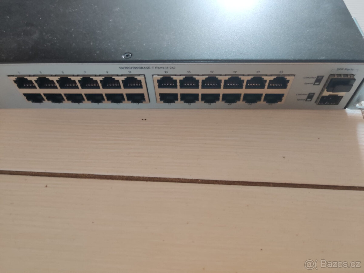 Gigabit switch HP OfficeConnect 1920S (JL381A) - 3