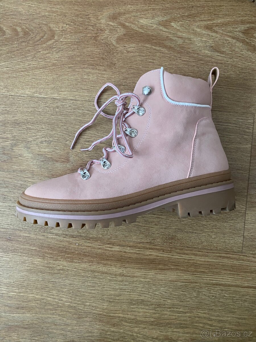 Šněrovací vyšší obuv - 3