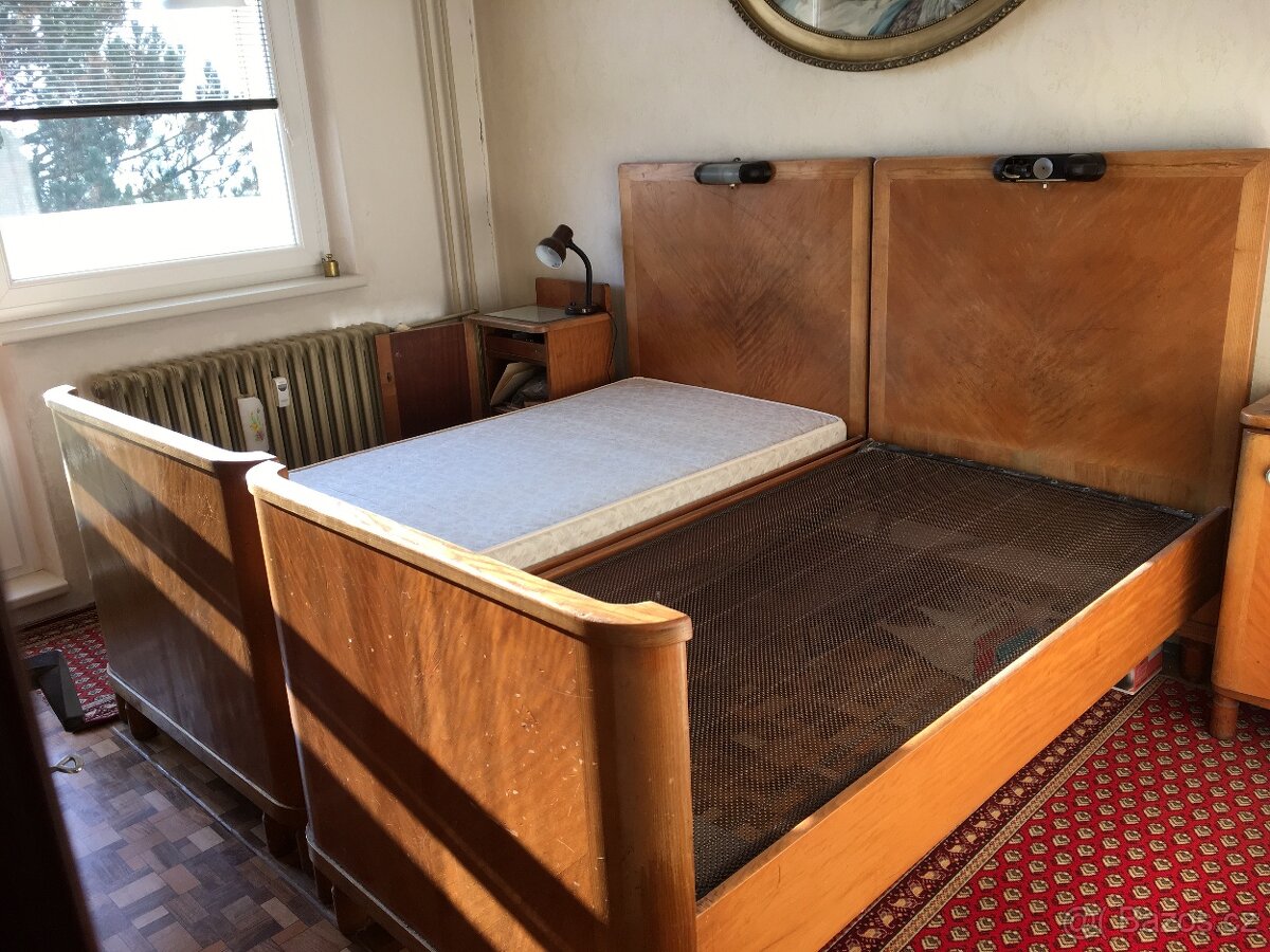 Starožitný nábytek z období první republiky - 3