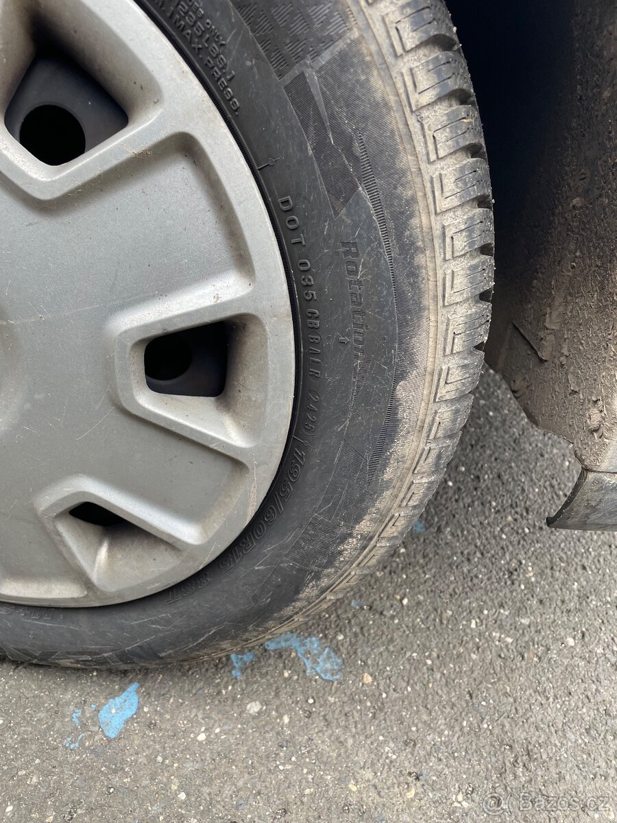 Ford Focus combi 1.8 TDCI 2003 nepojizdné - 3