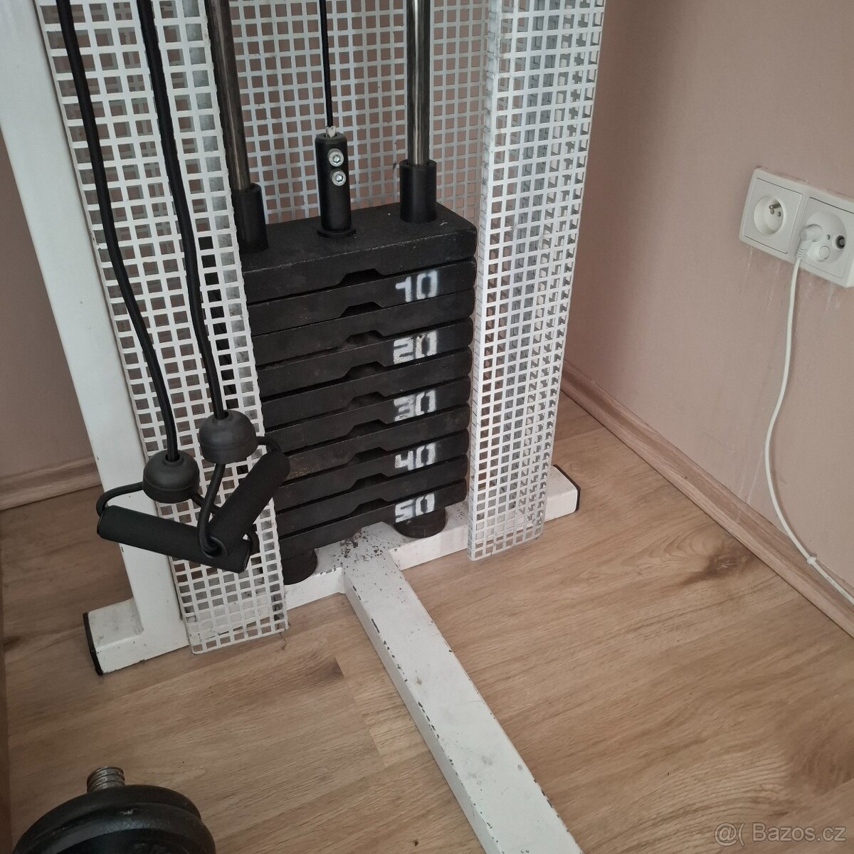 Posilovaci stroj - 3