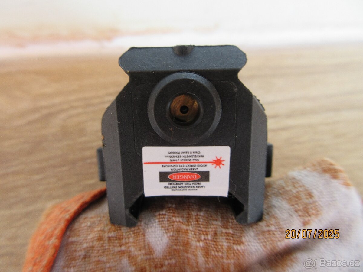 Universal laser na pistole ČZ, Glok a ostatní přesné střílen - 3