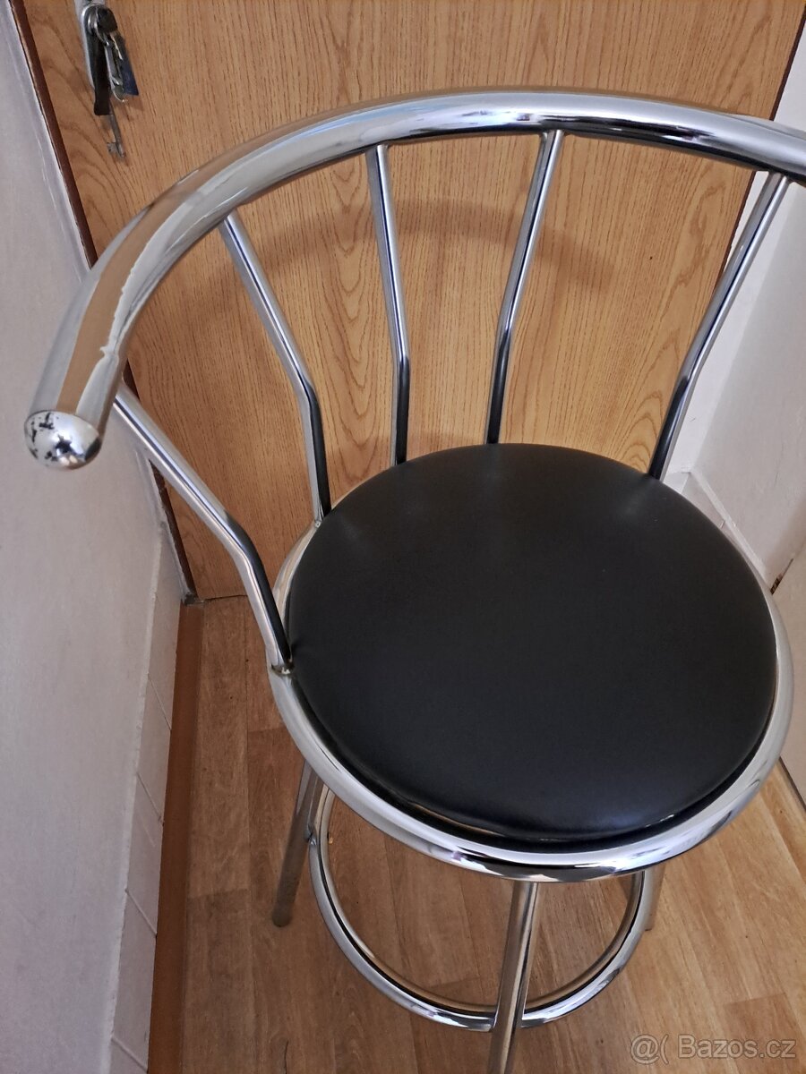 Barová otočná židle s opěradlem - 3