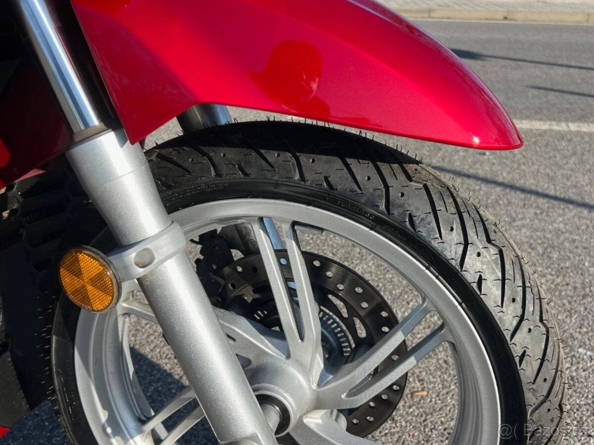 Honda SH 300 i ABS - 3