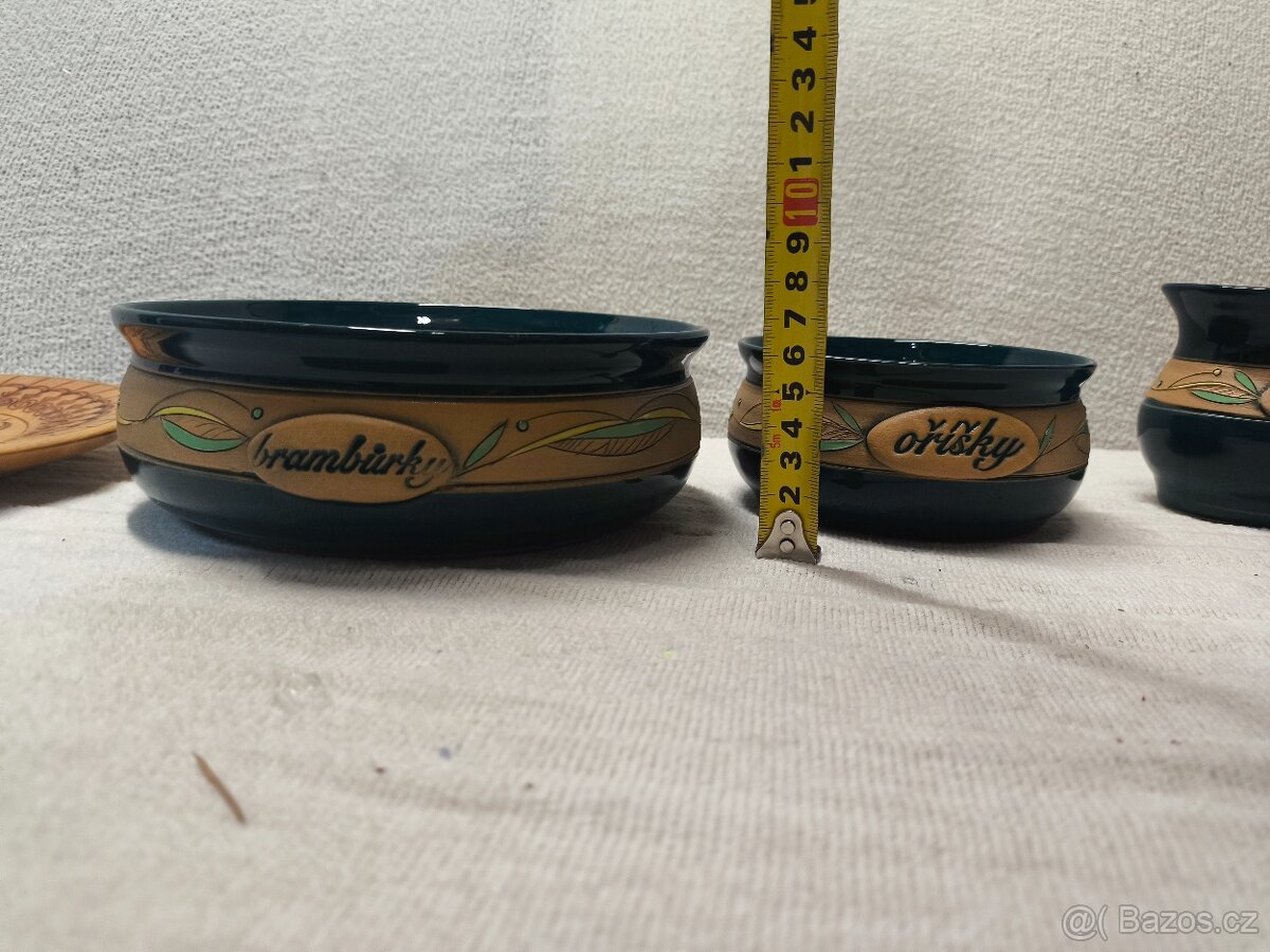 Sada keramických misek + ozdobný talíř. - 3