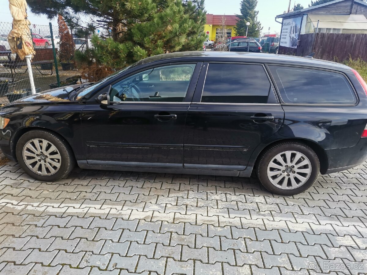 Volvo v50 momentum 2.0D 100kw - 3