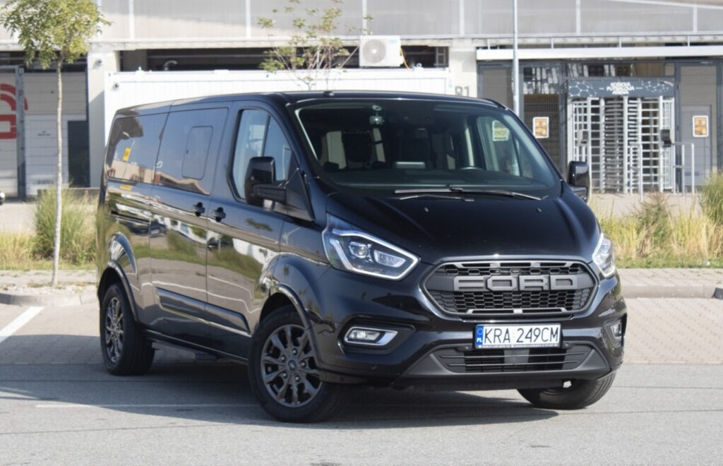 Ford Tourneo Custom L2 Titanium X z roku 2019 - 3