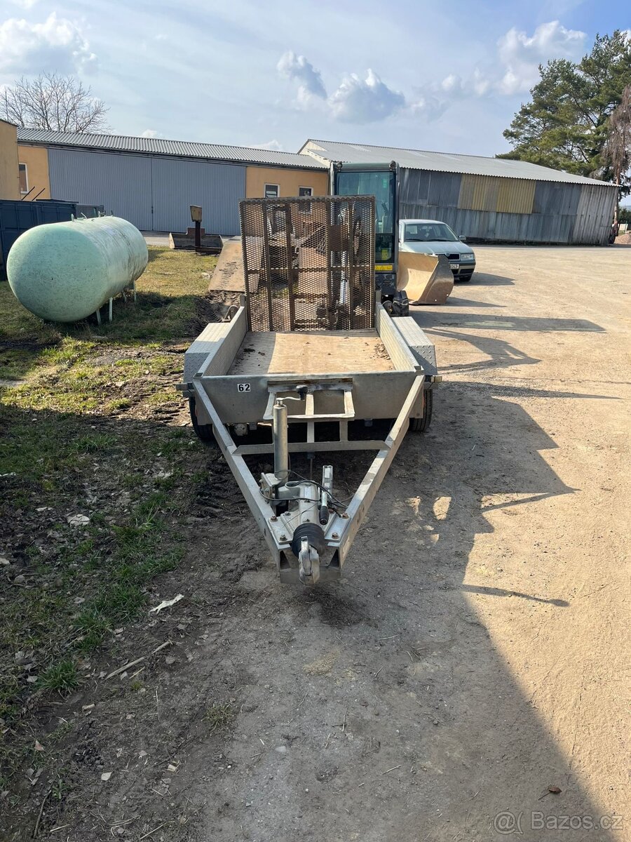 Přepravník strojů za auto Indespension– nosnost 2700 kg - 3