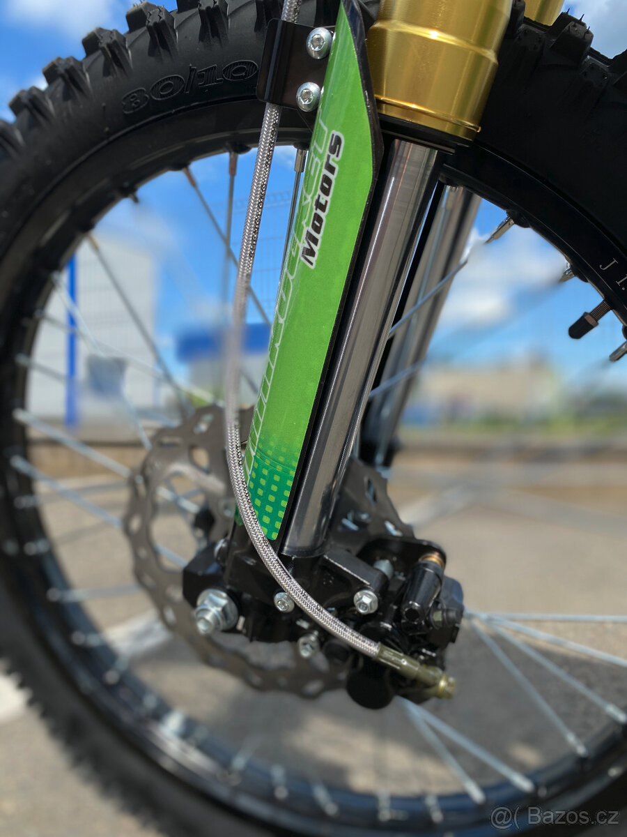 Pitbike MiniRocket PitRock 250ccm 21x18