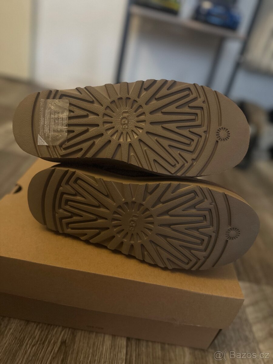 UGG Classic Ultra Mini Platform – Chestnut - nové - 3