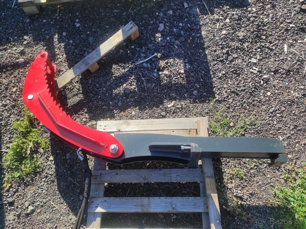 Přídavný drapák s montáží na paletizační vidle - 3