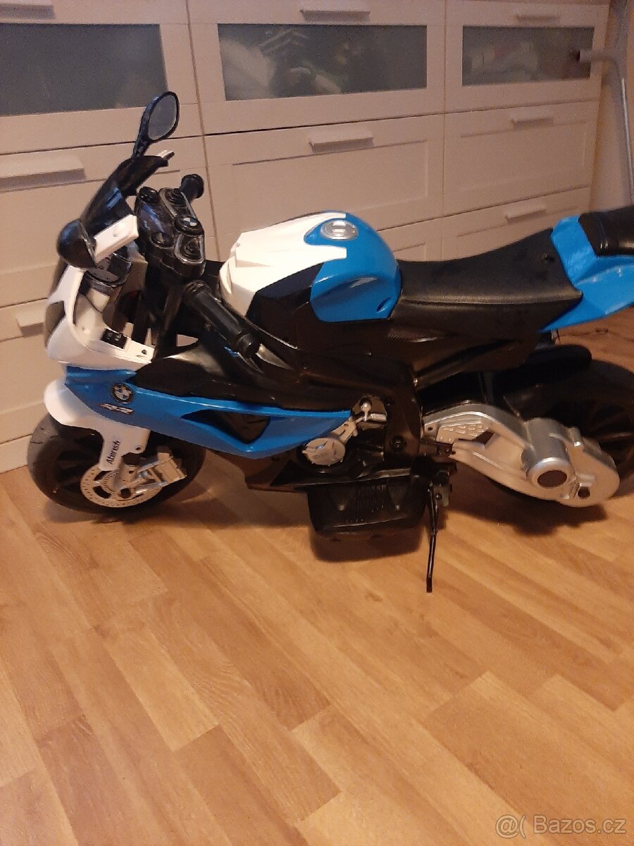 DĚTSKÁ EL. MOTORKA BMW S 1000 RR - 3