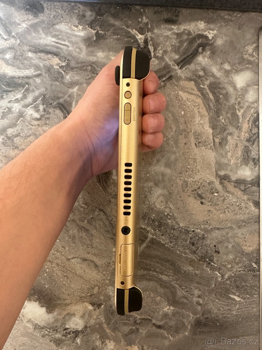 Nintendo Switch Lite - Hyrule Edition - 3