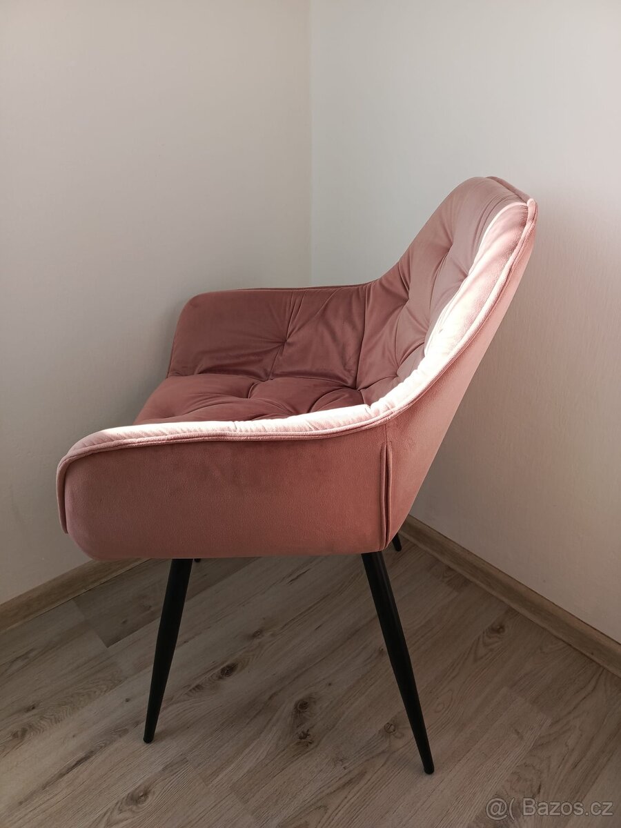 Zanovní křeslo - 3