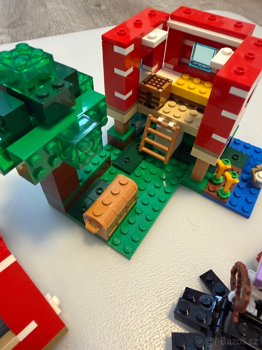 LEGO® Minecraft® 21179 Houbový domek - 3