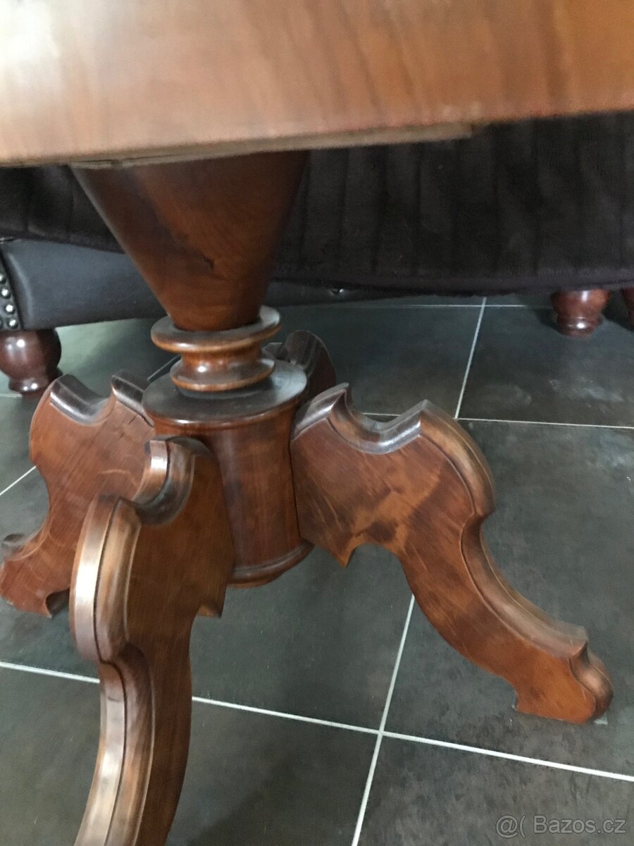 Prodej starožitného konferenčního stolku - 3