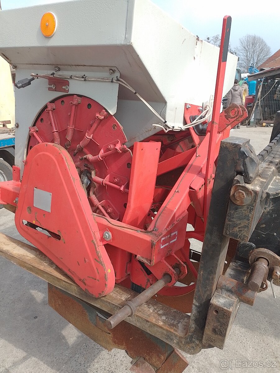 Sazec na brambory - 3