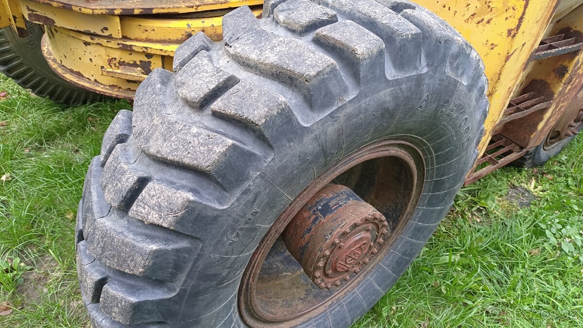 UN 053.1 Hon 4x2 - 3