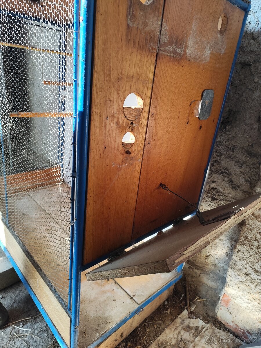 Prodám klec na papoušky - 3