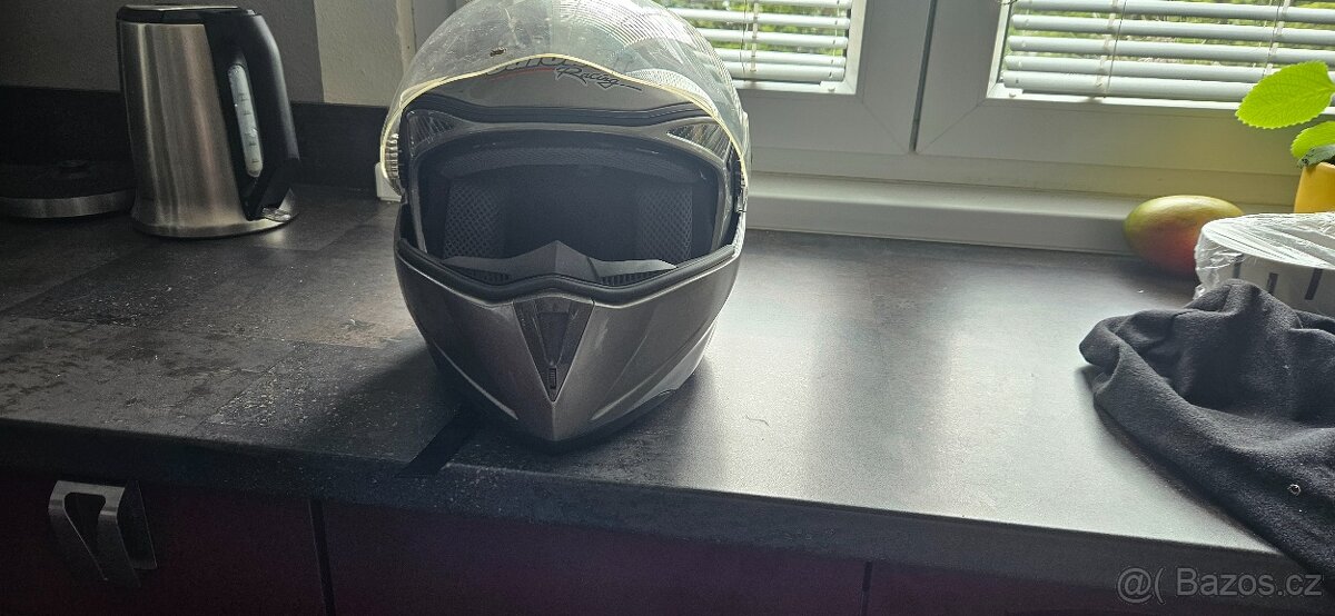 Prodám vyklápěcí helmu safebet - 3