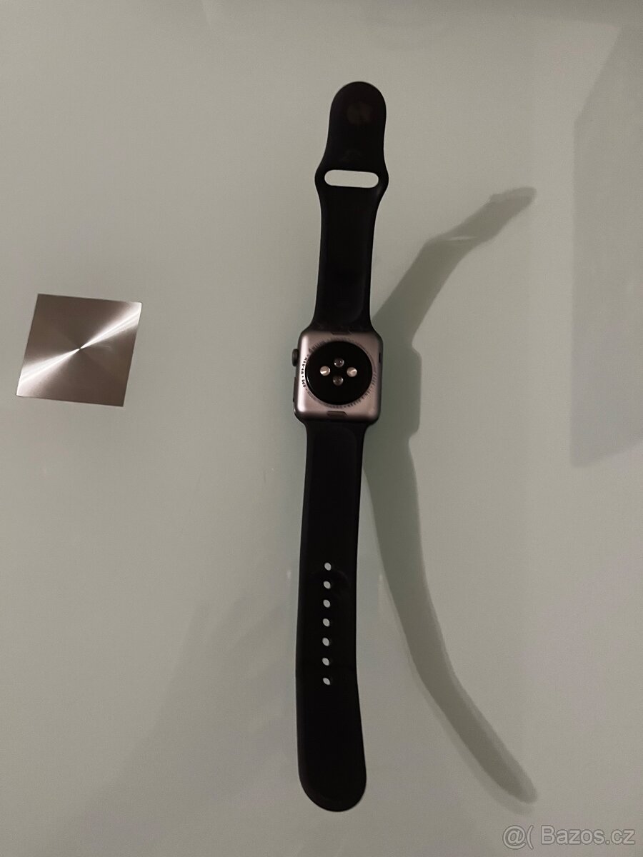 Apple Watch Series 3 42 mm space grey - 3