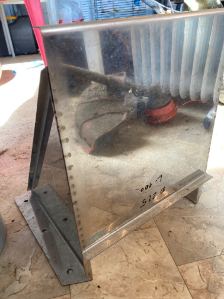 Komínová nosná konzole, ø 225mm NEREZ, NOVÁ - 3