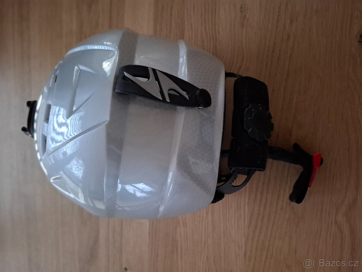 Lyžařská přilba, helma dětská a lyžařské brýle - 3