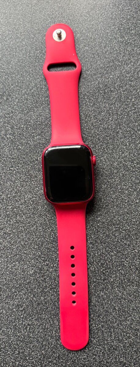 Prodám Apple Watch Series 8 – 45 mm, červené - 3