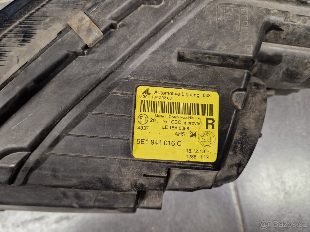 pravé přední světlo Škoda Octavia III 5E1 941 016 C - 3