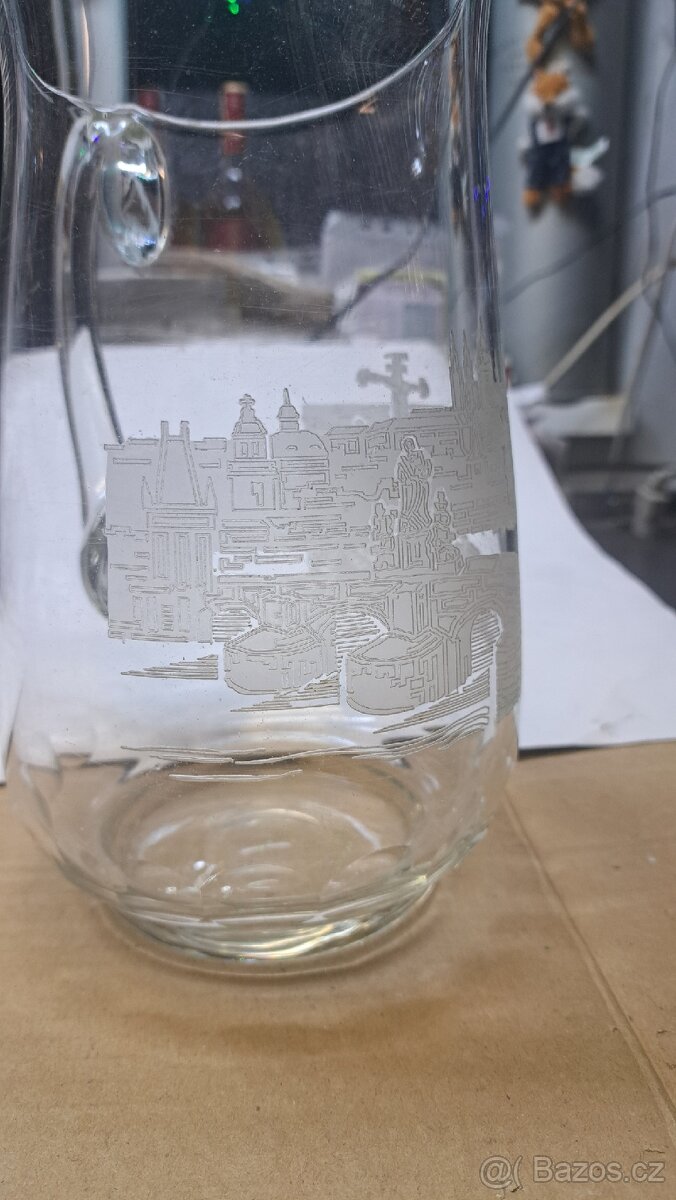 Skleněný džbán - 3