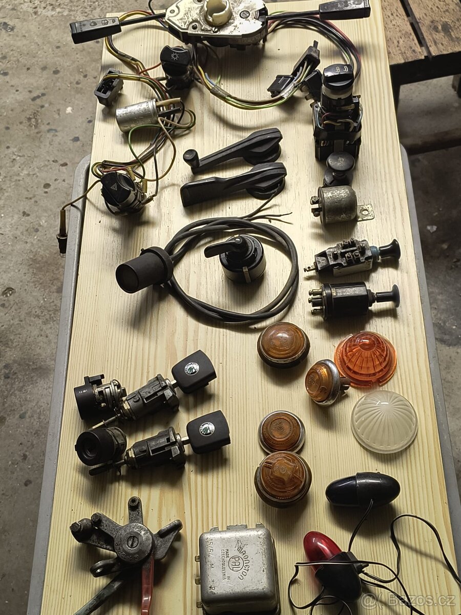 Věci na starší vozy - 3