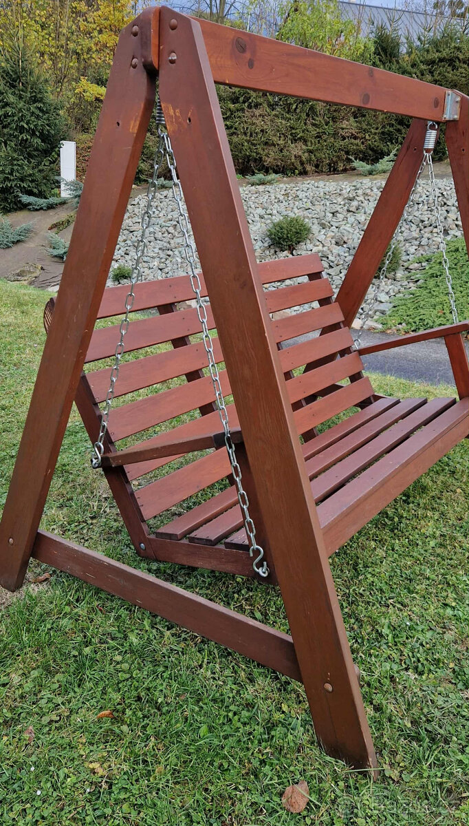 Zahradní houpačka z masivu - 3
