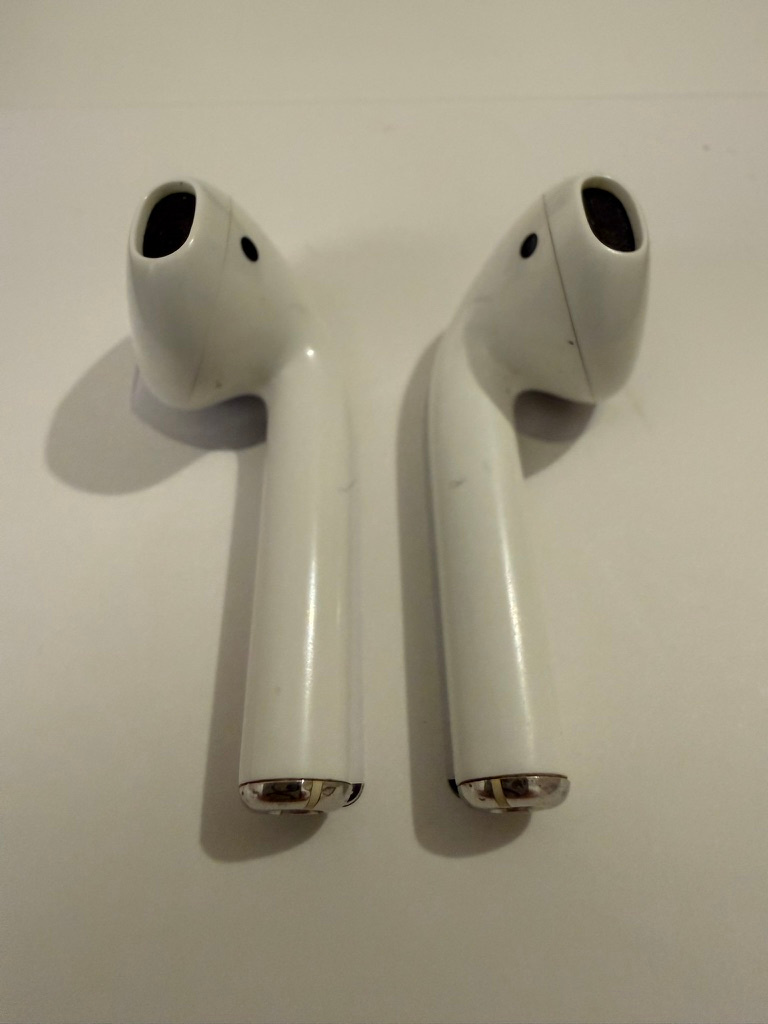 Apple AirPods (1. generace) - náhradní díly/oprava - 3