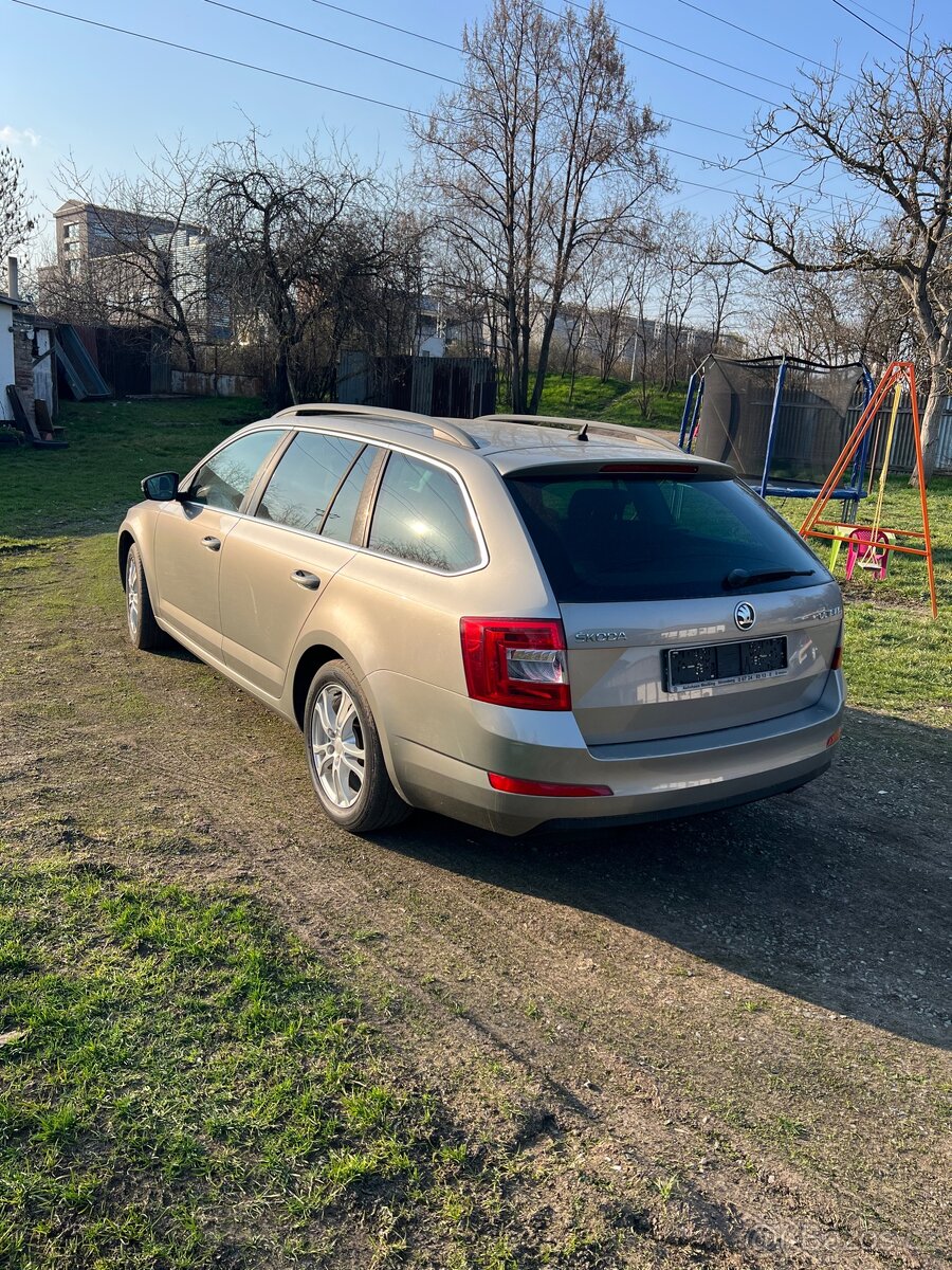 Škoda Octavia - 3