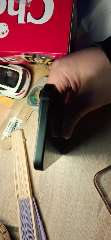iPhone 15 - 3