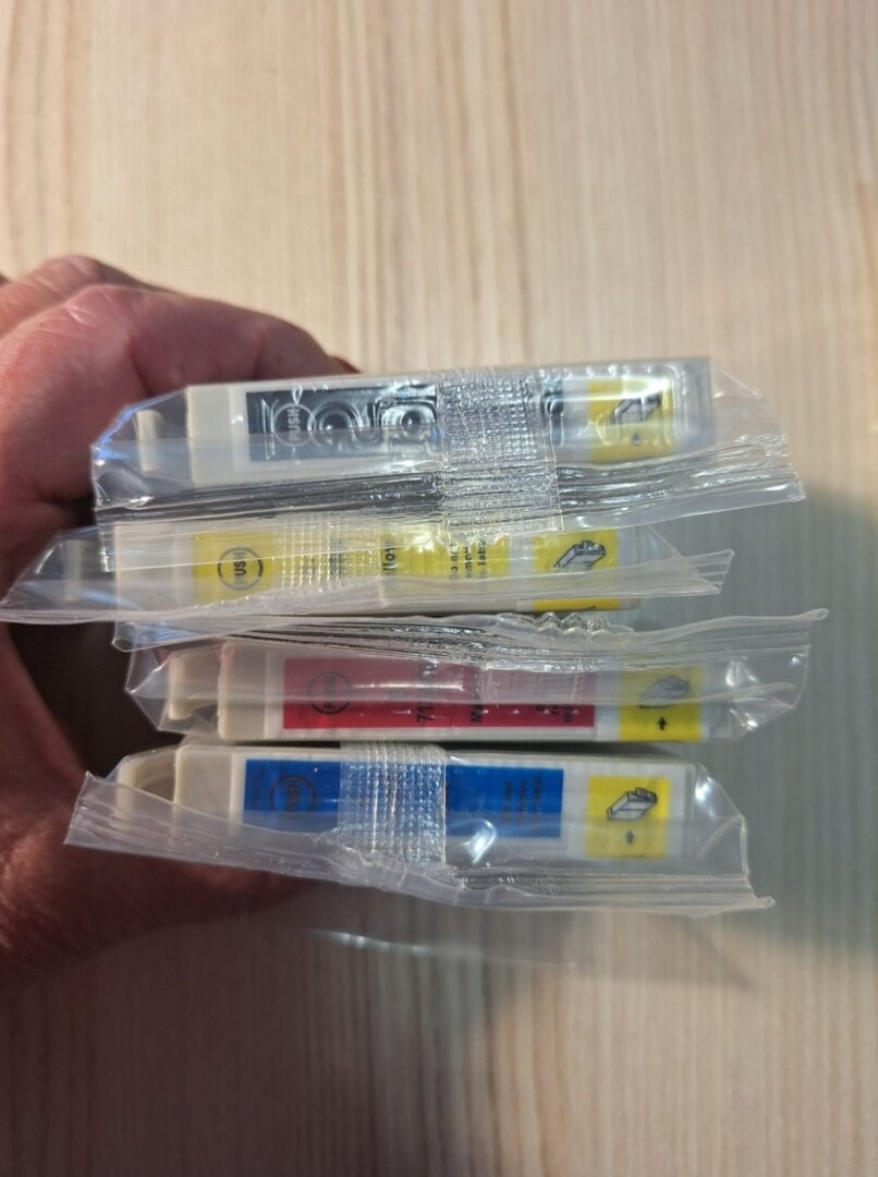 Cartridge MultiPack EPSON T0715 (C13T07154010) - 3