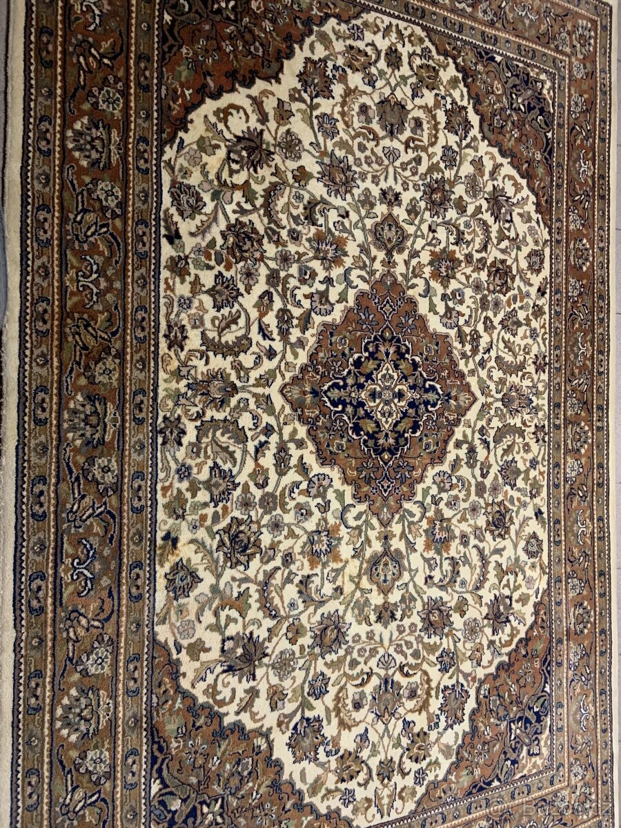 Perský luxusní koberec 315x190 - 3