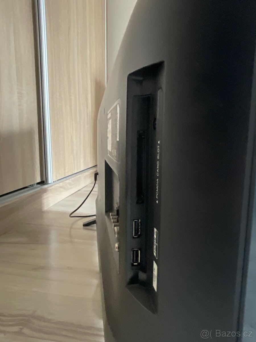 Televize 32" LG 32LM550BPLB - 3