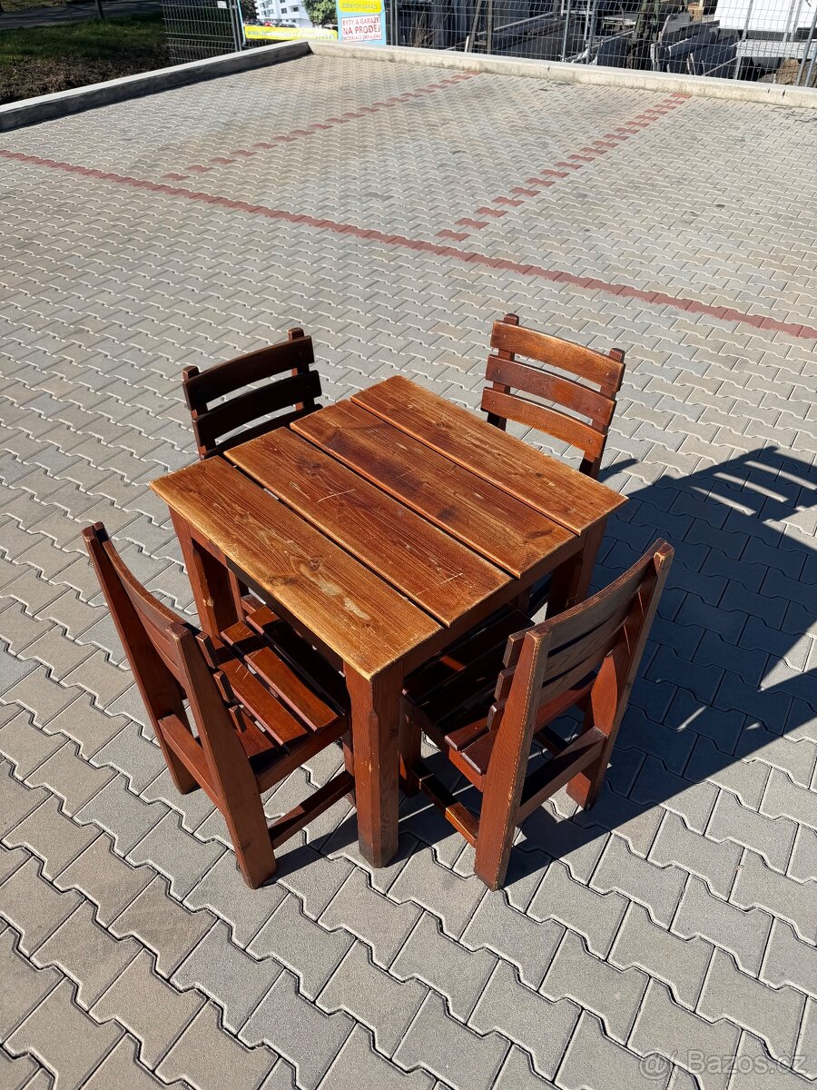 Nábytek z restaurace - 3