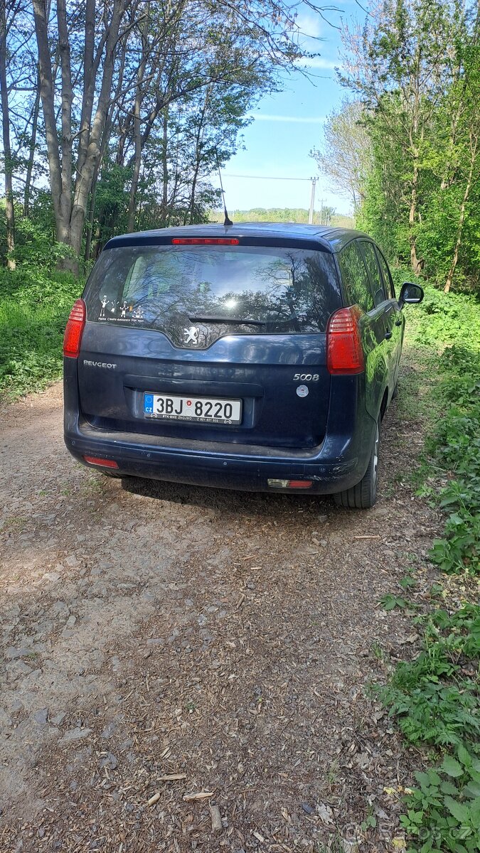 Peugeot 5008 - 3