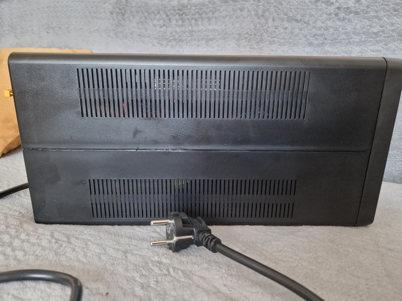APC Easy-UPS - 3