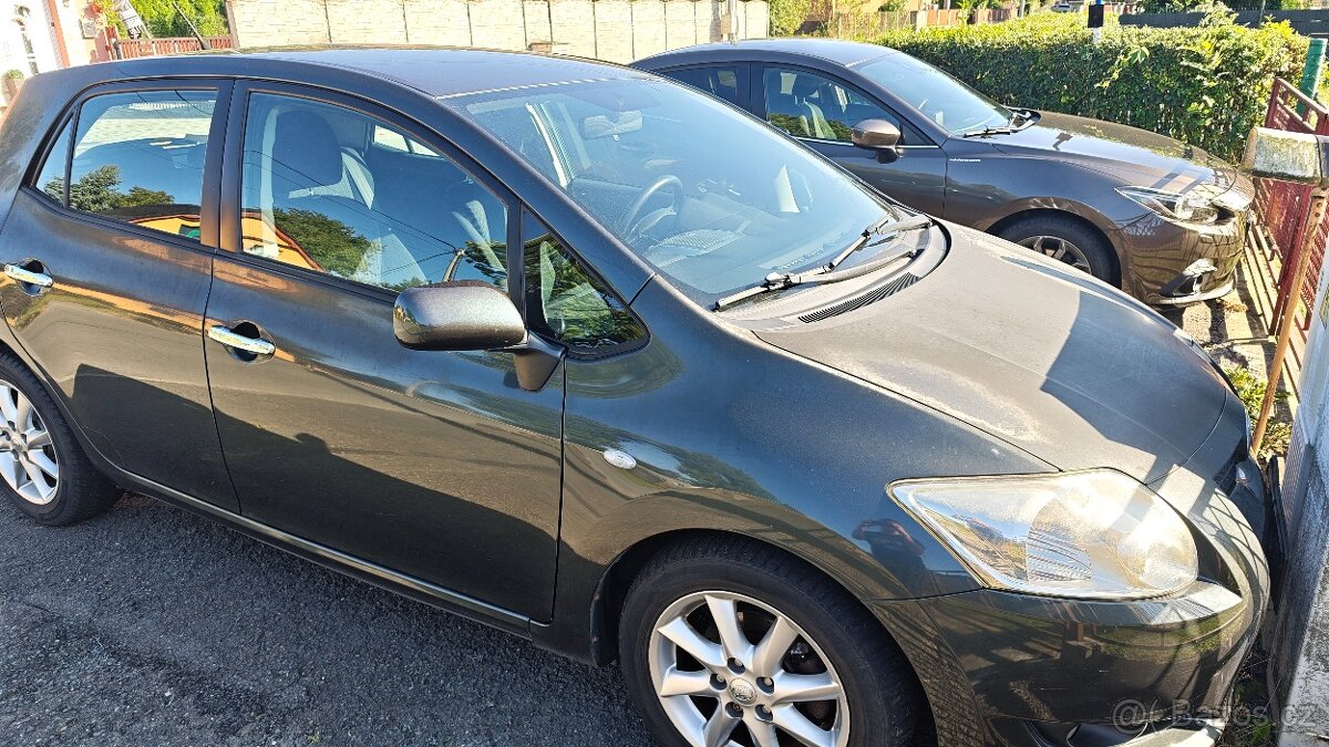 Toyota Auris 1,6 - 3