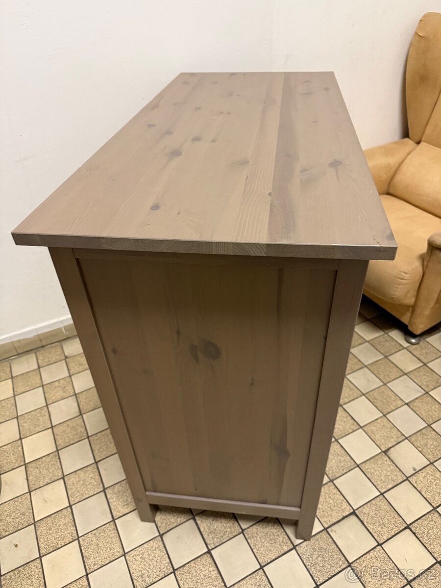 Komoda Ikea Hemnes šedohnědá - 3