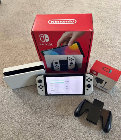 Nintendo Switch OLED - 3