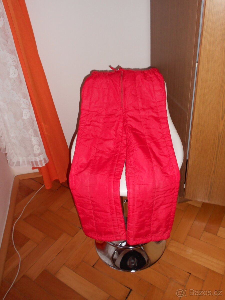 Sport. zatepl. kalhoty v pase a ramínka s gumou, se zipem. - 3