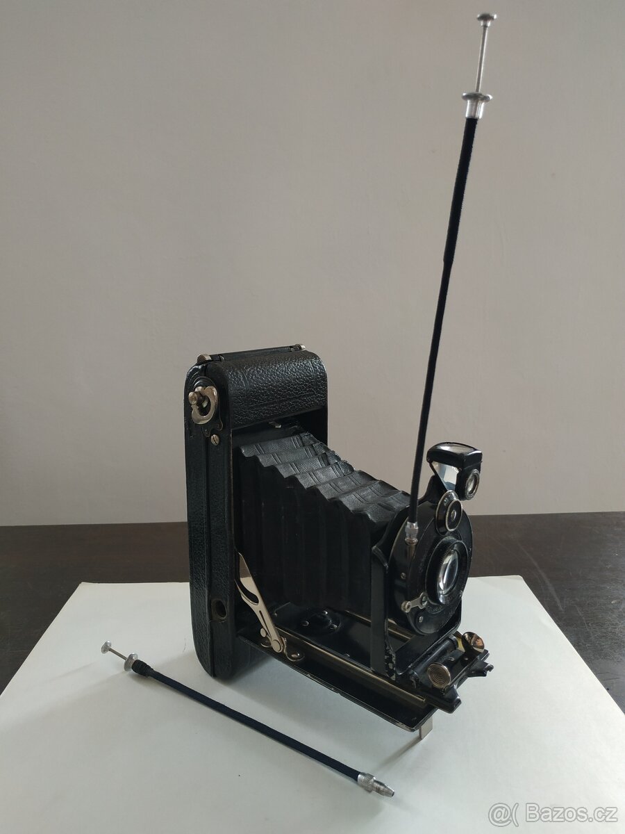 Legendární fotoaparát ICA Icarette – sběratelský skvost - 3