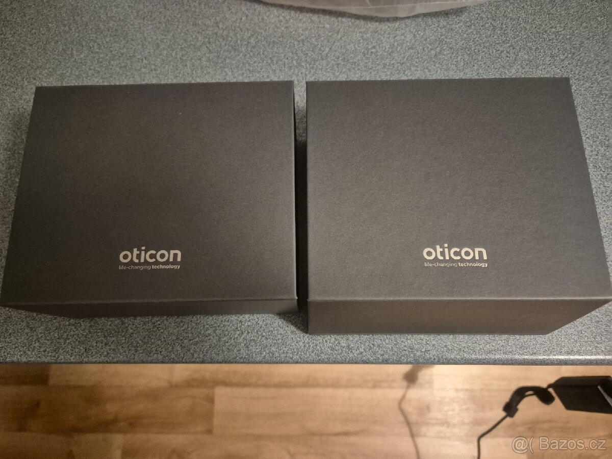 Sluchadla Oticon - 3